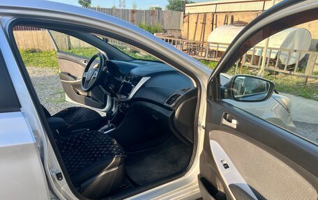 Hyundai Solaris II рестайлинг, 2013 год, 775 000 рублей, 6 фотография