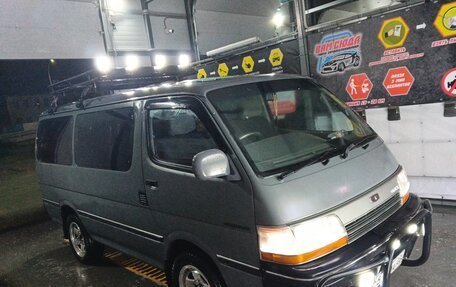 Toyota HiAce H100, 1993 год, 930 000 рублей, 6 фотография