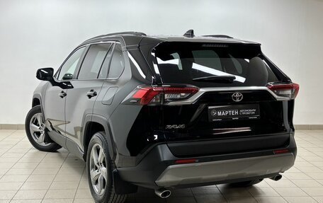 Toyota RAV4, 2020 год, 3 350 000 рублей, 6 фотография