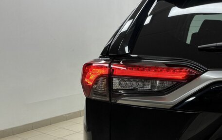 Toyota RAV4, 2020 год, 3 350 000 рублей, 10 фотография