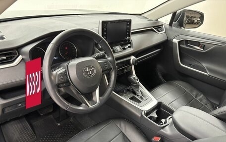 Toyota RAV4, 2020 год, 3 350 000 рублей, 11 фотография