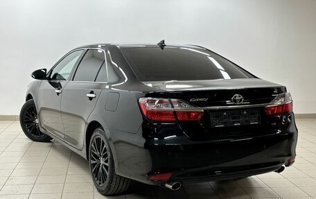 Toyota Camry, 2017 год, 2 239 000 рублей, 6 фотография