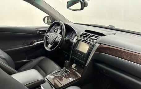 Toyota Camry, 2017 год, 2 239 000 рублей, 12 фотография