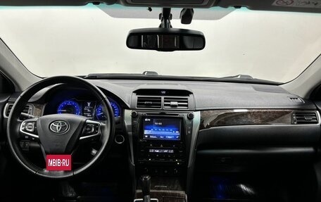 Toyota Camry, 2017 год, 2 239 000 рублей, 17 фотография