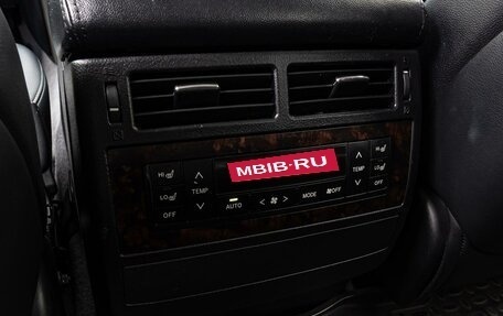 Toyota Land Cruiser 200, 2012 год, 3 750 000 рублей, 24 фотография