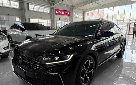 Volkswagen Passat B8 рестайлинг, 2023 год, 2 390 000 рублей, 1 фотография