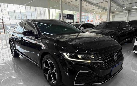 Volkswagen Passat B8 рестайлинг, 2023 год, 2 390 000 рублей, 3 фотография
