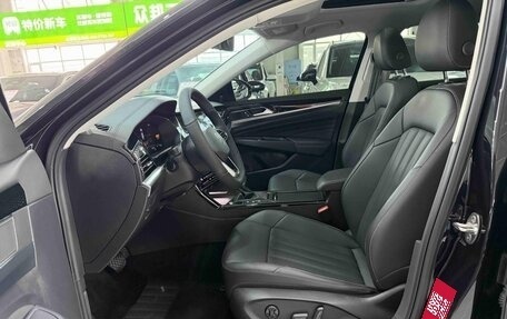 Volkswagen Passat B8 рестайлинг, 2023 год, 2 390 000 рублей, 11 фотография