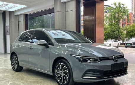 Volkswagen Golf VIII, 2022 год, 1 670 000 рублей, 3 фотография