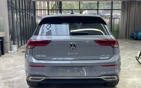 Volkswagen Golf VIII, 2022 год, 1 670 000 рублей, 5 фотография