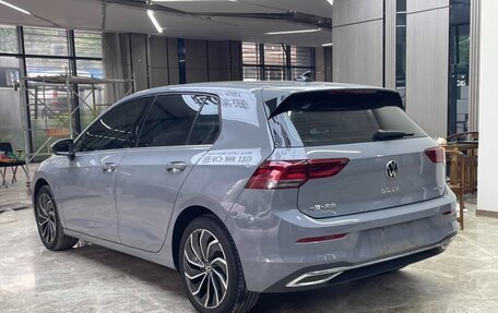Volkswagen Golf VIII, 2022 год, 1 670 000 рублей, 4 фотография