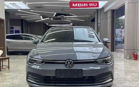 Volkswagen Golf VIII, 2022 год, 1 670 000 рублей, 2 фотография