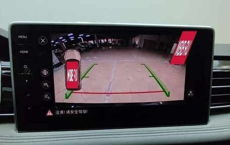 Volkswagen Tiguan II, 2022 год, 2 325 000 рублей, 15 фотография