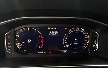 Volkswagen Tiguan II, 2023 год, 2 740 000 рублей, 8 фотография
