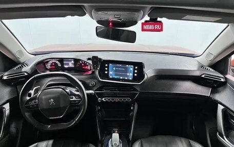 Peugeot 2008 II, 2022 год, 1 134 000 рублей, 12 фотография