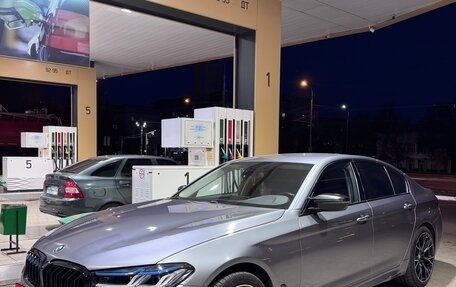 BMW 5 серия, 2017 год, 3 500 000 рублей, 3 фотография