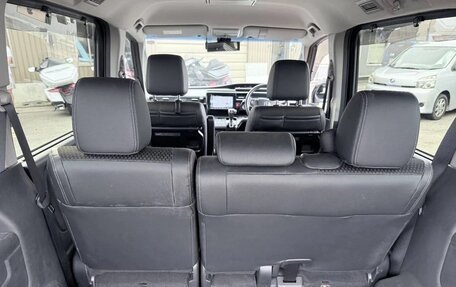Honda Stepwgn IV, 2019 год, 1 850 000 рублей, 13 фотография