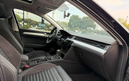 Volkswagen Passat B8 рестайлинг, 2020 год, 2 097 700 рублей, 9 фотография