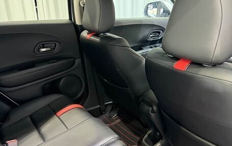 Honda Vezel, 2022 год, 1 650 000 рублей, 10 фотография