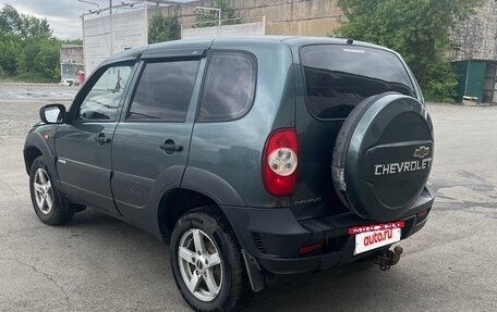 Chevrolet Niva I рестайлинг, 2009 год, 345 000 рублей, 4 фотография
