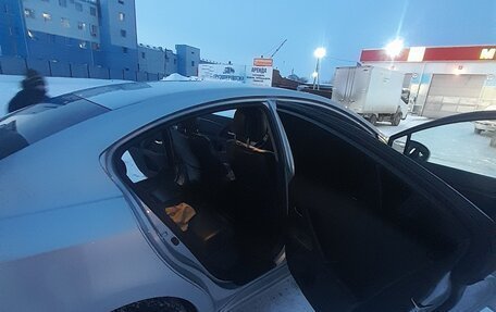 Toyota Avensis III рестайлинг, 2011 год, 950 000 рублей, 3 фотография