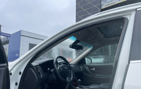 Infiniti QX50 I рестайлинг, 2014 год, 1 790 000 рублей, 9 фотография