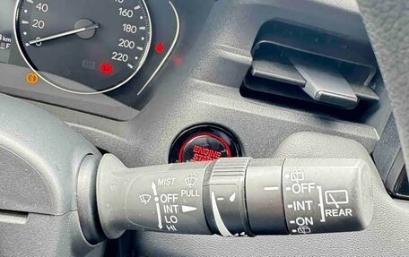 Honda Vezel, 2022 год, 1 650 000 рублей, 22 фотография