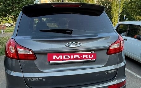 Chery Tiggo 5 I рестайлинг, 2015 год, 1 000 000 рублей, 2 фотография