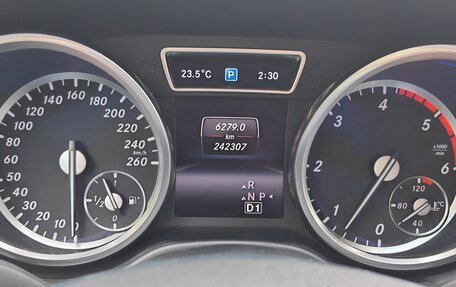 Mercedes-Benz GL-Класс, 2013 год, 3 100 000 рублей, 29 фотография
