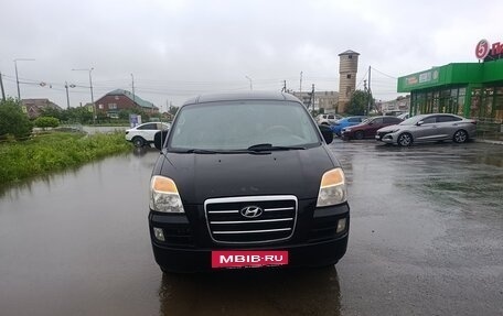 Hyundai H-1 II рестайлинг, 2005 год, 549 000 рублей, 2 фотография