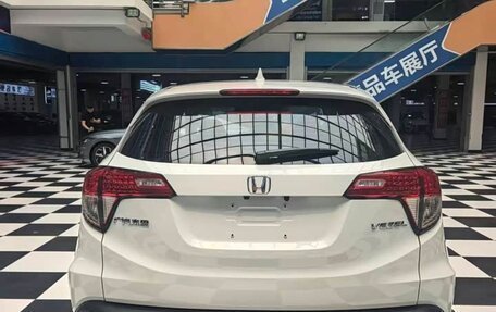 Honda Vezel, 2022 год, 1 590 000 рублей, 11 фотография