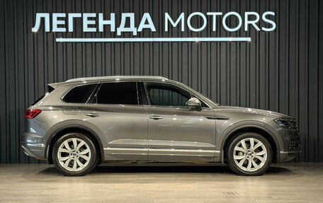 Volkswagen Touareg III, 2021 год, 4 690 000 рублей, 3 фотография