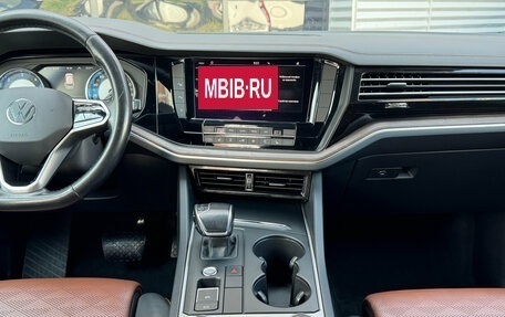Volkswagen Touareg III, 2021 год, 4 690 000 рублей, 13 фотография