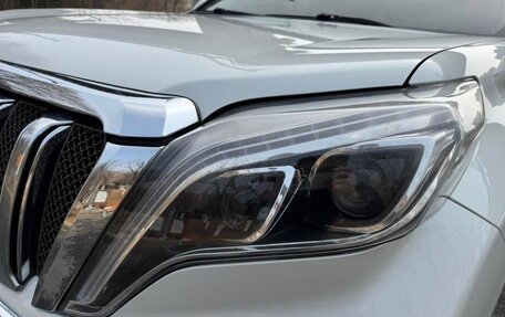 Toyota Land Cruiser Prado 150 рестайлинг 2, 2015 год, 3 580 000 рублей, 8 фотография