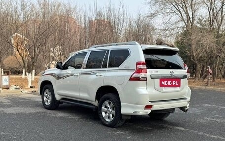 Toyota Land Cruiser Prado 150 рестайлинг 2, 2015 год, 3 580 000 рублей, 4 фотография