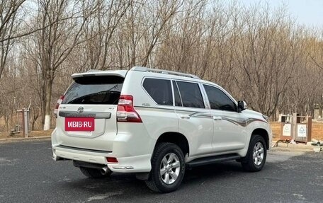 Toyota Land Cruiser Prado 150 рестайлинг 2, 2015 год, 3 580 000 рублей, 3 фотография