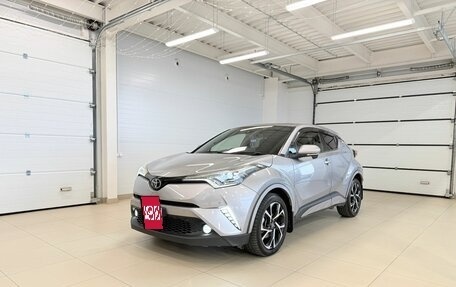 Toyota C-HR I рестайлинг, 2017 год, 1 899 000 рублей, 2 фотография