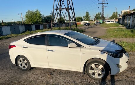 Hyundai Elantra V, 2013 год, 950 000 рублей, 8 фотография