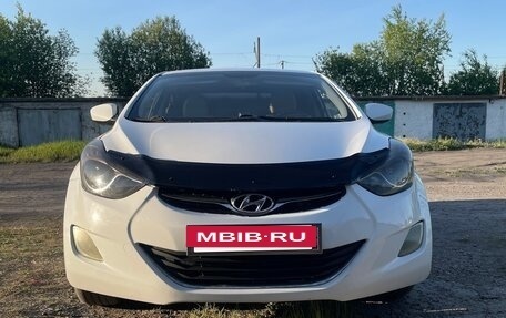 Hyundai Elantra V, 2013 год, 950 000 рублей, 9 фотография