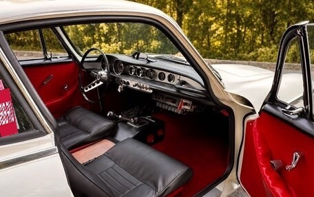 Volvo P1800, 1962 год, 6 000 000 рублей, 6 фотография