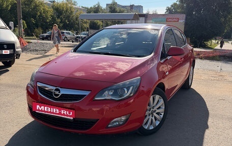 Opel Astra J, 2010 год, 850 000 рублей, 4 фотография
