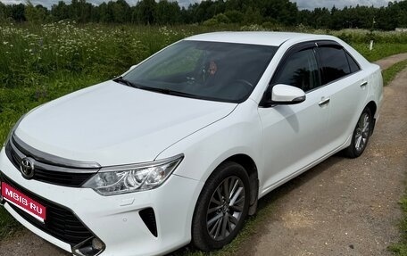 Toyota Camry, 2016 год, 2 400 000 рублей, 1 фотография