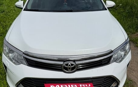 Toyota Camry, 2016 год, 2 400 000 рублей, 2 фотография