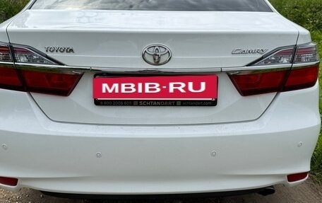 Toyota Camry, 2016 год, 2 400 000 рублей, 4 фотография