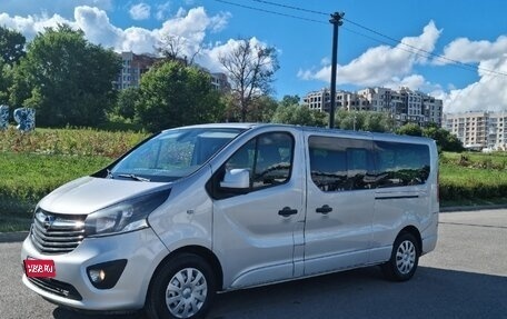 Opel Vivaro B, 2019 год, 1 800 000 рублей, 1 фотография