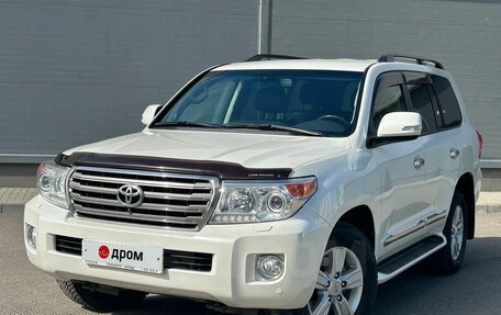 Toyota Land Cruiser 200, 2013 год, 3 870 000 рублей, 1 фотография