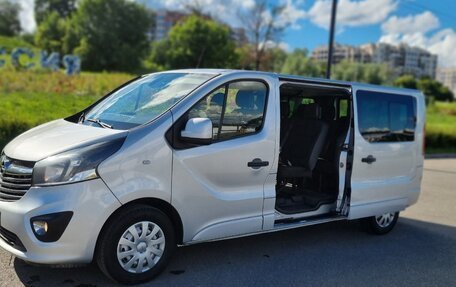 Opel Vivaro B, 2019 год, 1 800 000 рублей, 6 фотография