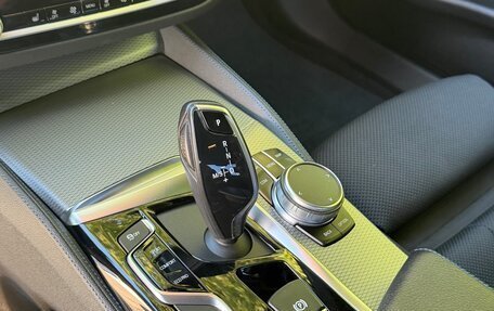 BMW 5 серия, 2018 год, 2 900 000 рублей, 3 фотография