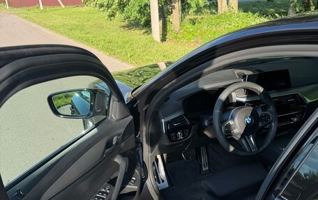 BMW 5 серия, 2018 год, 2 900 000 рублей, 11 фотография