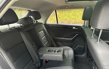 Volkswagen T-Roc I, 2022 год, 1 540 333 рублей, 21 фотография